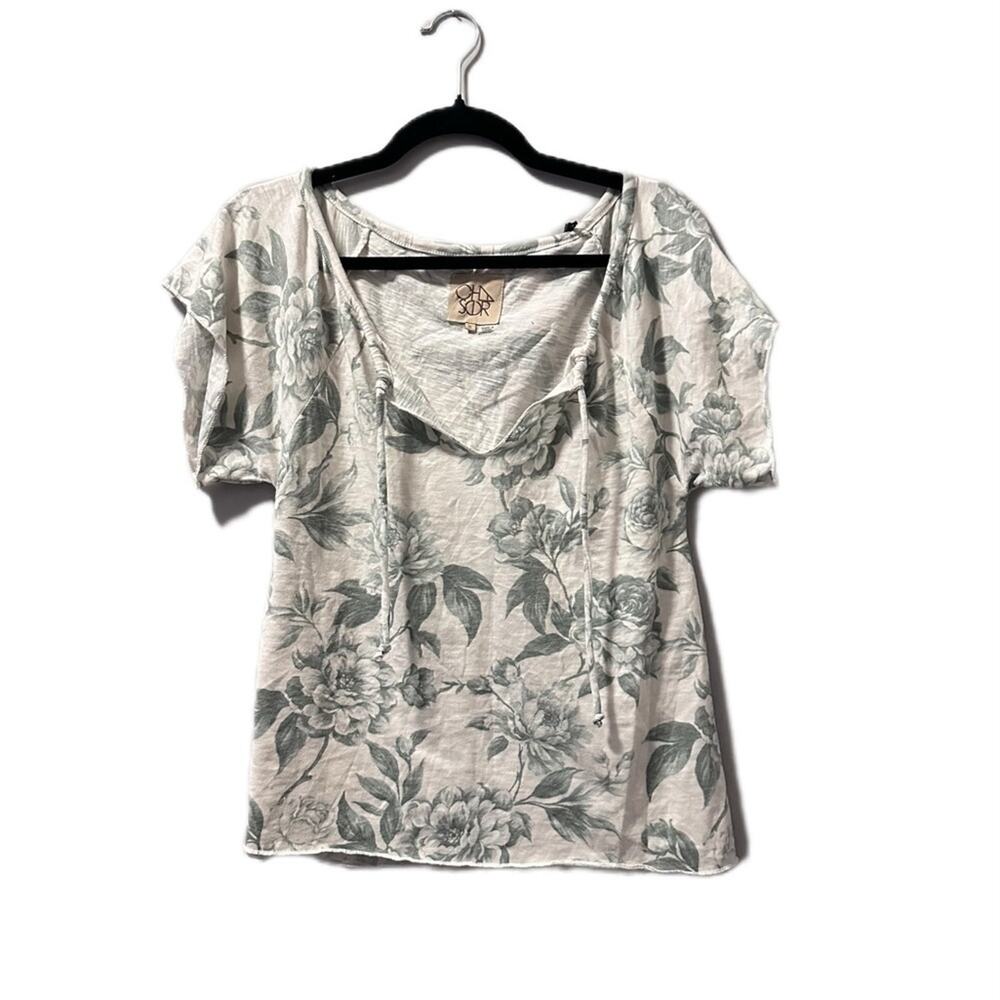Chaser GAUZE JERSEY SHORT SLEEVE SHIRRED RAGLAN Floral Print Women Top